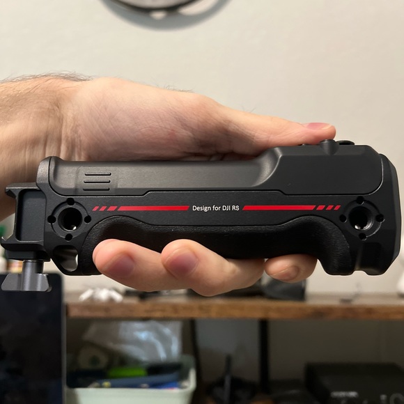 SmallRig Wireless Control Grip - Picture 4 of 6